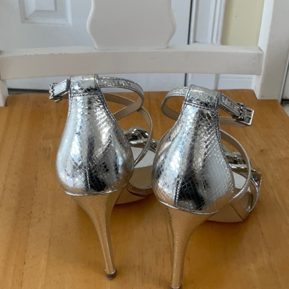 Michael Kors Shoes - Picture 5 of 7